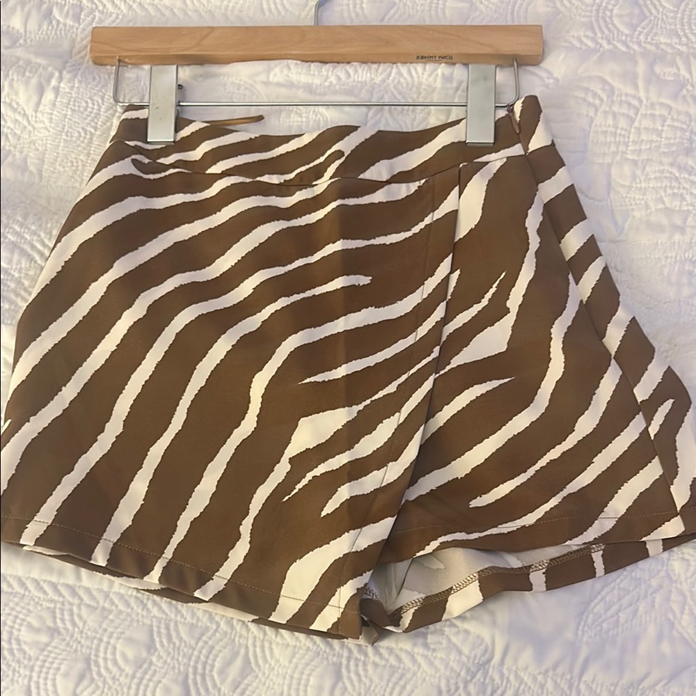 Sincerely Jules Brown and White Zebra-Print Skort Shorts
